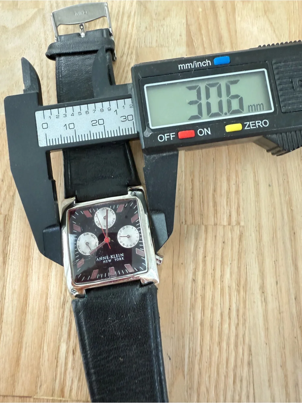 Anne Klein New York ladies black rectangular leather watch NEW BATTERY